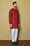 Aryavir Malhotra_Red Cotton Silk Plain Mandarin Collar Short Kurta Set _at_Aza_Fashions