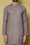 Aryavir Malhotra_Grey Cotton Silk Plain Full Sleeve Short Kurta Set _at_Aza_Fashions