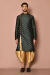 Buy_Arihant Rai Sinha_Green Silk Embroidery Geometric Print Kurta Set _Online_at_Aza_Fashions