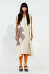 Stoique_Off White Cotton Applique V-neck Oolong Quilted Pattern Dress _Online_at_Aza_Fashions