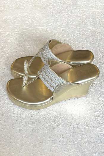 Sandalwali_Gold Aishwarya Metallic Kolhapuri Wedges _Online_at_Aza_Fashions