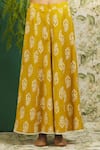 Buy_Alaya Advani_Yellow Cotton Embroidery Mirror And Thread Scoop Neck Yoke Anarkali & Palazzo Set 