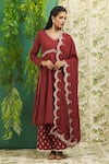 Shop_Alaya Advani_Red Cotton Embroidery Mirror And Thread V Neck Side Slit Kurta Palazzo Set 