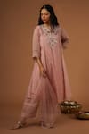 OMI_Pink Silk Chanderi Embroidered Floral Notched Neck Thread Hand Kurta Set _Online_at_Aza_Fashions