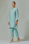Basanti - Kapde Aur Koffee_Green Muslin Geometric Round Print Kurta With Pant _at_Aza_Fashions
