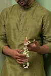 Ankita Shahabadi_Green Handwoven Fabric Embroidery Thread Airaavat Kurta _Online_at_Aza_Fashions