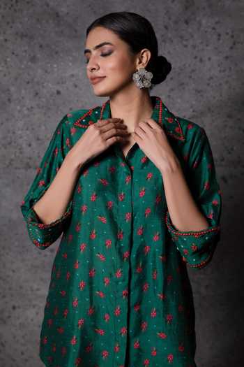 Shachi Sood_Green Dupion Silk Floral Collared Neck Flower Pattern Shirt And Pant Set _Online_at_Aza_Fashions