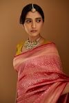 Devissha_Fuchsia Pure Katan Silk Handwoven Floral Handloom Banarasi Saree For Women_Online_at_Aza_Fashions