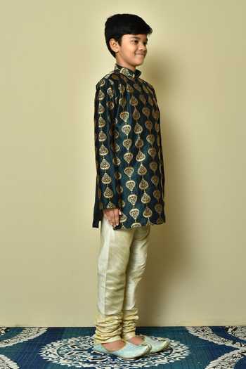 Shop_Petite Pomme_Green Silk Embroidery Thread Kurta _Online_at_Aza_Fashions