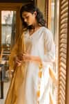 Buy_Vaani Beswal_Ivory Handwoven Malai Chanderi Applique Embroidered Eliza Kurta Trouser Set 