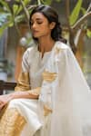 Vaani Beswal_Ivory Handwoven Malai Chanderi Applique Embroidered Esaa Kurta Trouser Set 