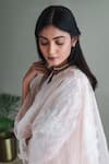 Buy_Shorshe Clothing_Pink Kurta Banarasi Jacquard Woven Thread Notched Jaya Floral And Pant Set _Online_at_Aza_Fashions