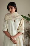 Shorshe Clothing_Ivory Handloom Tissue Stole_Online_at_Aza_Fashions