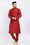 Samant Chauhan_Red Vegan Leather Printed Floral Quilted Bundi And Kurta Set _Online_at_Aza_Fashions