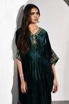Shop_K-Anshika_Green Velvet Embroidery Zari V Neck Neckline Kurta _Online_at_Aza_Fashions