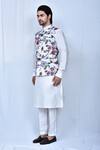 Shop_Nazaakat by Samara Singh_White Cotton Silk Bundi_Online_at_Aza_Fashions