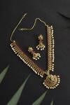 SWABHIMANN_Green Kundan And Pearl Embellished Pendant Necklace Set_Online_at_Aza_Fashions