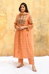 Buy_Label Niti Bothra_Peach Pure And Handwoven Banarasi Silk Polka Dot Gathered Sleeve Kurta & Pant Set _at_Aza_Fashions