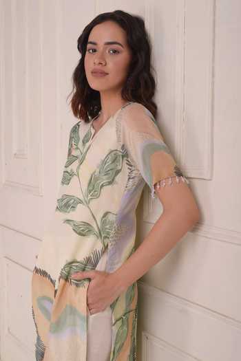 Shwetanga_Ivory Cotton Beads, Lace Round Neck Organic Printed Kurta Set _Online_at_Aza_Fashions