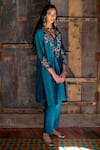 Buy_Shikha Mehta_Green Silk Chanderi Embroidered Thread V Neck Kurta Set _Online_at_Aza_Fashions