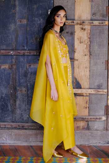 Ayesha Mehta In Our Devi-Statement Silk Cape With Brocade Detail and Skirt Set (Black)