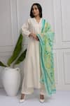 Buy_HOUSE OF TA-YA_Off White Cotton Woven Geometric V Neck Kurta Set With Printed Floral Dupatta _Online_at_Aza_Fashions