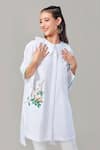 Buy_Ek Dhaaga_White Poplin Embellished Floral Peter Pan Collar Long Shirt _Online_at_Aza_Fashions