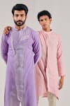 Shreyansh Designs_Purple Cotton Linen Color Block Pattern Kurta _at_Aza_Fashions