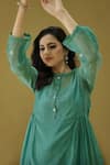 NAAZ BY NOOR_Green Cotton Heart Round Neck Kurta And Pant Set _Online_at_Aza_Fashions