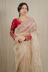 SHINOR_Off White Saree Organza Tissue Taj Mahal Patterned Pallu With Blouse  _at_Aza_Fashions