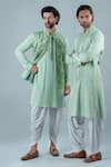 Punit Arora_Green Matka Silk Embroidery Geometric Floral Bundi And Kurta Set _Online_at_Aza_Fashions