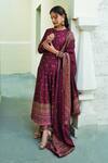 Buy_Safaa_Maroon Vegan Silk Lining Shantoon Woven Floral The Anaabi Sitara Anarkali Set _Online_at_Aza_Fashions