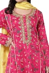 Buy_Shetab Kazmi_Pink Modal Satin Floral, Gota Patti Round Neck Scattered Block Print Kurta Set _Online_at_Aza_Fashions