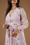 Vana Ethnics_Purple Viscose Sequins V-neck Vintage Botanical Print Kurta With Pant _at_Aza_Fashions