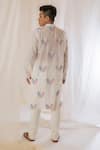 Vaani Beswal_Off White Handwoven Cotton Silk Embroidery Floral Mandarin Collar Kurta _at_Aza_Fashions