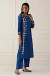 Kamaltaas_Blue Chanderi Silk, Lining Mulmul Pittan Floral Embroidered Kurta And Pant Set _at_Aza_Fashions