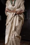 Buy_Kasturi Kundal_Beige Pure Silk Geometric Motifs Billori Anchal Saree  _Online_at_Aza_Fashions