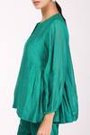 Buy_Komal Shah_Green Chanderi Mukaish Embroidered Top And Pant Set_Online_at_Aza_Fashions