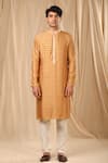 Masaba_Orange Raw Silk Printed Wallflower Kurta _Online_at_Aza_Fashions