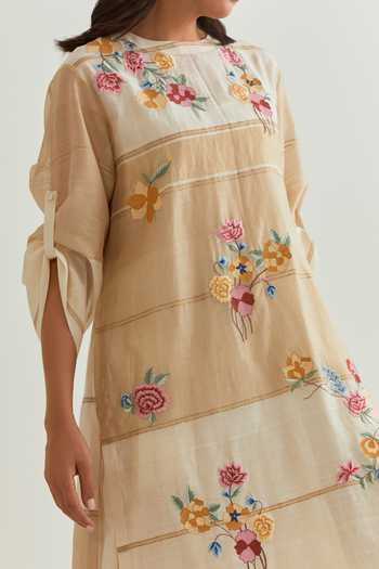 Prama By Pratima Pandey_Beige Chanderi Embroidery Round Neck Floral Block Print Dress With Inner _Online_at_Aza_Fashions