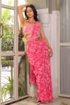 suruchi parakh_Pink Georgette Print Floral Sweetheart Neck Pe-draped Skirt Saree And Blouse Set_Online_at_Aza_Fashions