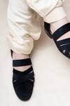 Buy_Coral Haze_Black Shehzaad Closed Toe Peshawari Sandals _Online_at_Aza_Fashions