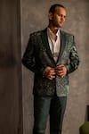 Buy_Decemberbyvivek_Green Velvet Hand Embroidery Sequin Embellished Blazer And Pant Set  _Online_at_Aza_Fashions