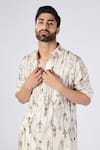 S&N by Shantnu Nikhil_Off White Silk Twill Printed Jewel Patterns Slim Fit Kurta _Online_at_Aza_Fashions