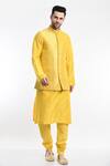 Samant Chauhan_Yellow Vegan Leather Diagonal Line Pattern Bundi And Kurta Set _at_Aza_Fashions