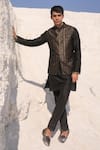 Buy_Seema Gujral_Black Raw Silk Geometric Pattern Bundi Kurta Set _at_Aza_Fashions