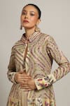 Sejal Kamdar_Beige Gajji Silk Embellished Pipe Jacket Stripe Flared Pant Set  _at_Aza_Fashions