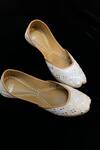 Cilwana Studio_White Mirror Embroidered Juttis _Online_at_Aza_Fashions