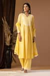 Buy_Abbaran_Yellow Cotton Printed Bloom V Neck Kurta Palazzo Set _Online_at_Aza_Fashions