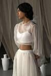 Zoon_Off White 100% Silk Organza Embroidery Aari Round Placement Crop Top _Online_at_Aza_Fashions